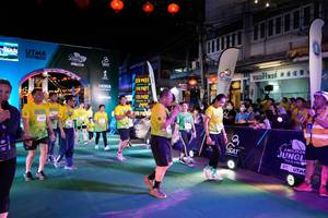 BIB: 1933, 141427, 131432, 290
                            <button type="button" onclick="openModal(21897301)" class="btn btn-primary btn-sm float-right btn-popup" data-toggle="modal" data-target=".modal-high-quality">
                        <i class="fas fa-shopping-cart"></i> Add to Cart
                    </button>
                                            <button type="button" onclick="isThisMe(21897301, true)" class="btn btn-success btn-sm float-right btn-popup btn-isme hidden" data-toggle="tooltip" data-placement="bottom" title="นี่คือรูปของคุณใช่ไหม คลิกที่นี่เพื่อเอาเข้าอัลบั้ม">
                        <i class="fas fa-plus"></i> Add to album
                    </button>
                    <button type="button" onclick="isThisMe(21897301, false)" class="btn btn-warning btn-sm float-right btn-popup btn-isnotme hidden">
                        <i class="fas fa-ban"></i> Remove from album
                    </button>